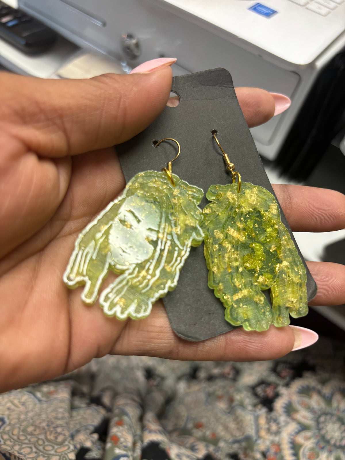 Dread Head Circle Earrings – Resin