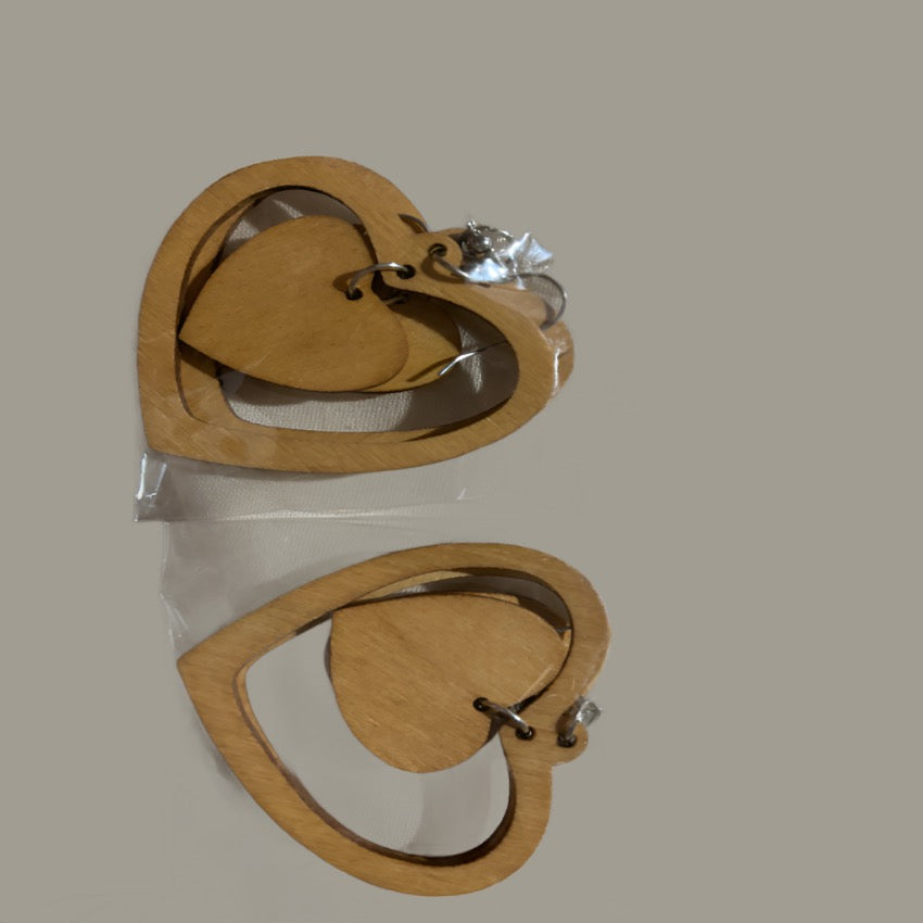 2 Hearts Circle Earrings – Tan